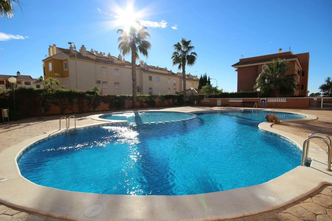 Apartment In La Mata Eneas 6 托雷维耶哈 外观 照片